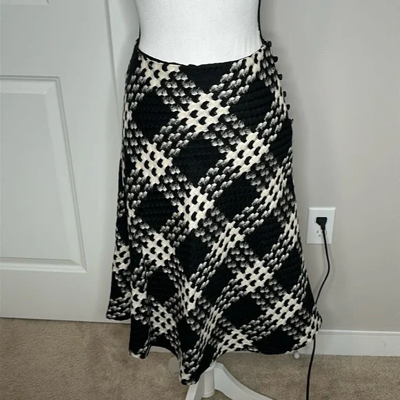 Houndstooth Express A-Line Wool Skirt - Picture 1 of 9